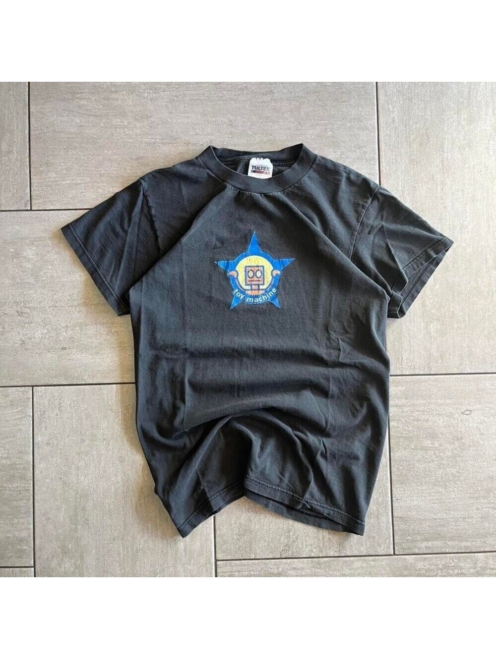 Vintage 90s Toy Machine black cotton t-shirt #skateboarding #streetwear